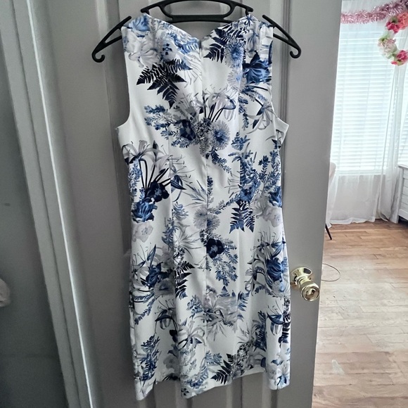 WOMENS FLORAL FORMAL DRESS - Picture 3 of 3